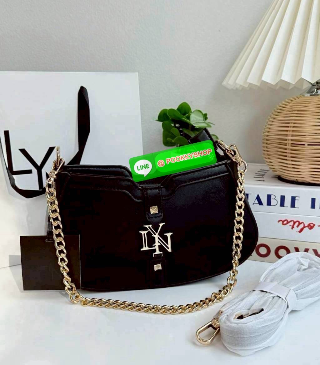 LYN น้ำหนักเบา ใช้ง่าย ดูแพง กระเป๋าลิน Lyn ทรงพอช สะพายข้างได้ คล้องไหล่ได้ ได้สายสะพาย 2 เส้น