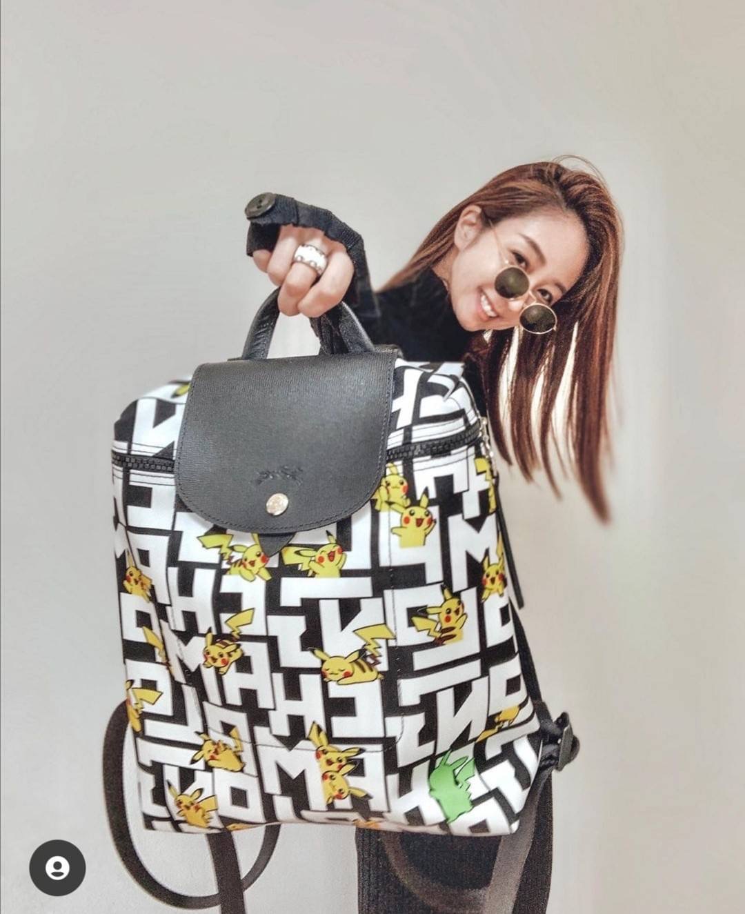 LONGCHAMP LE PLIAGE COLLECTION POKEMON BACKPACK เป้สะพายสไตล์ Le pliage ที่มี "ปิกาจู" ไปวิ่งเล่นอยู่บนกระเป๋าที่ออกมาเป็นซีรีส์ซะเลย