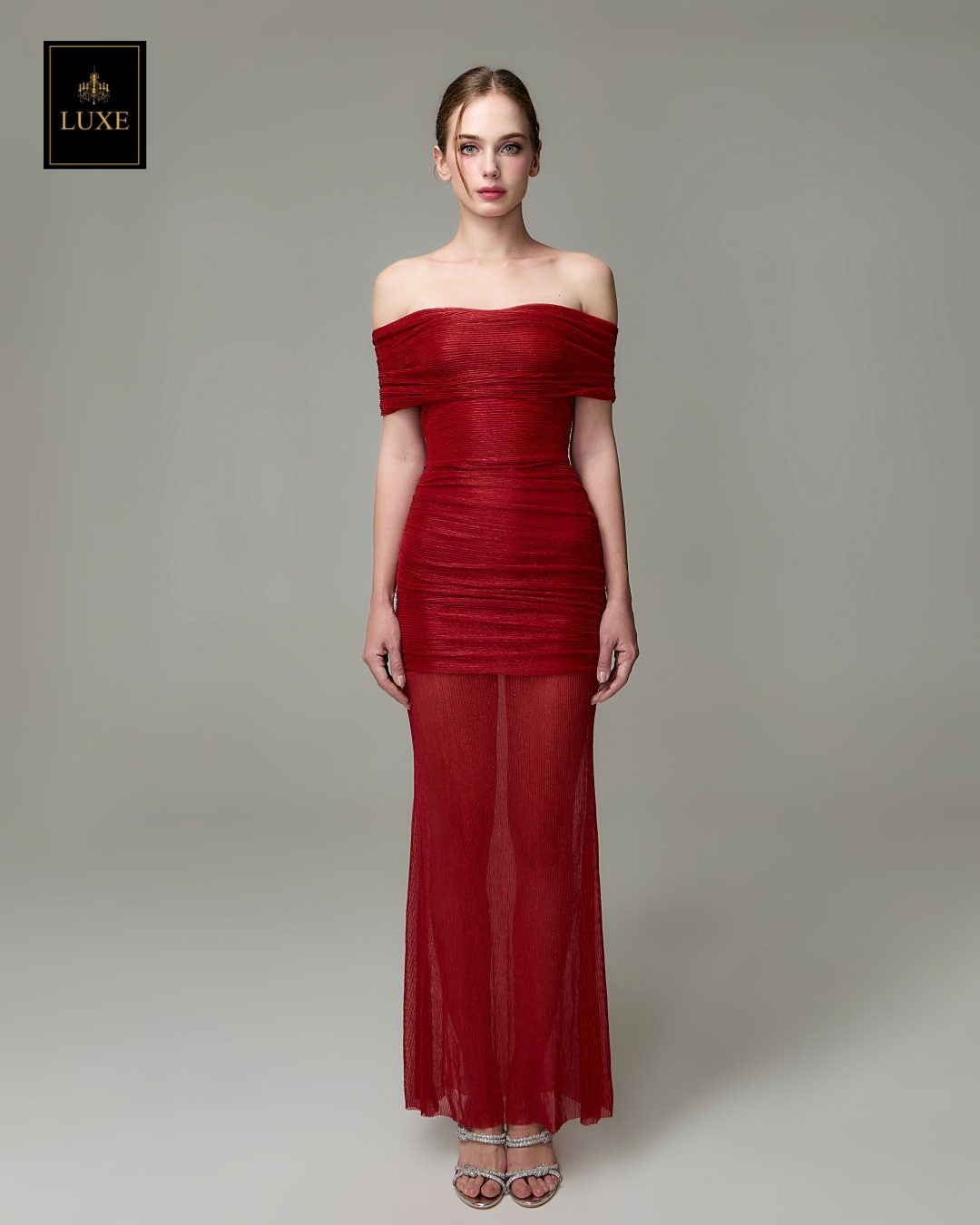 เดรสแฟชั่น แม็กซี่เดรสเปิดไหล่ กระโปรงยาว