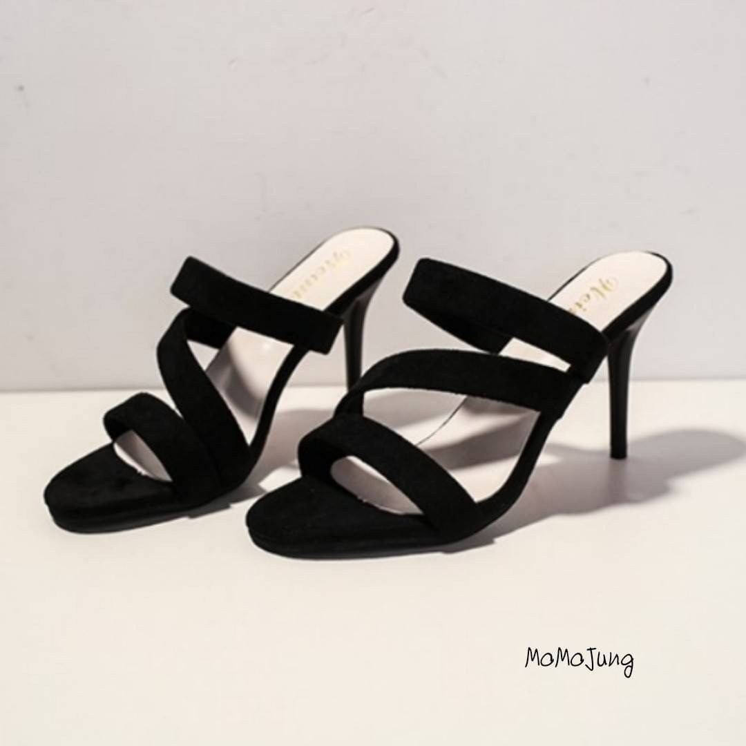 🌼พร้อมส่ง🌼 รองเท้าส้นสูง ผ้าสักหราดงานสวย พื้นเท้านิ่ม ส้นเข็มสูง3.5นิ้ว ใส่แล้วเท้าเรียวสวย แมทเข้ากับทุกชุด