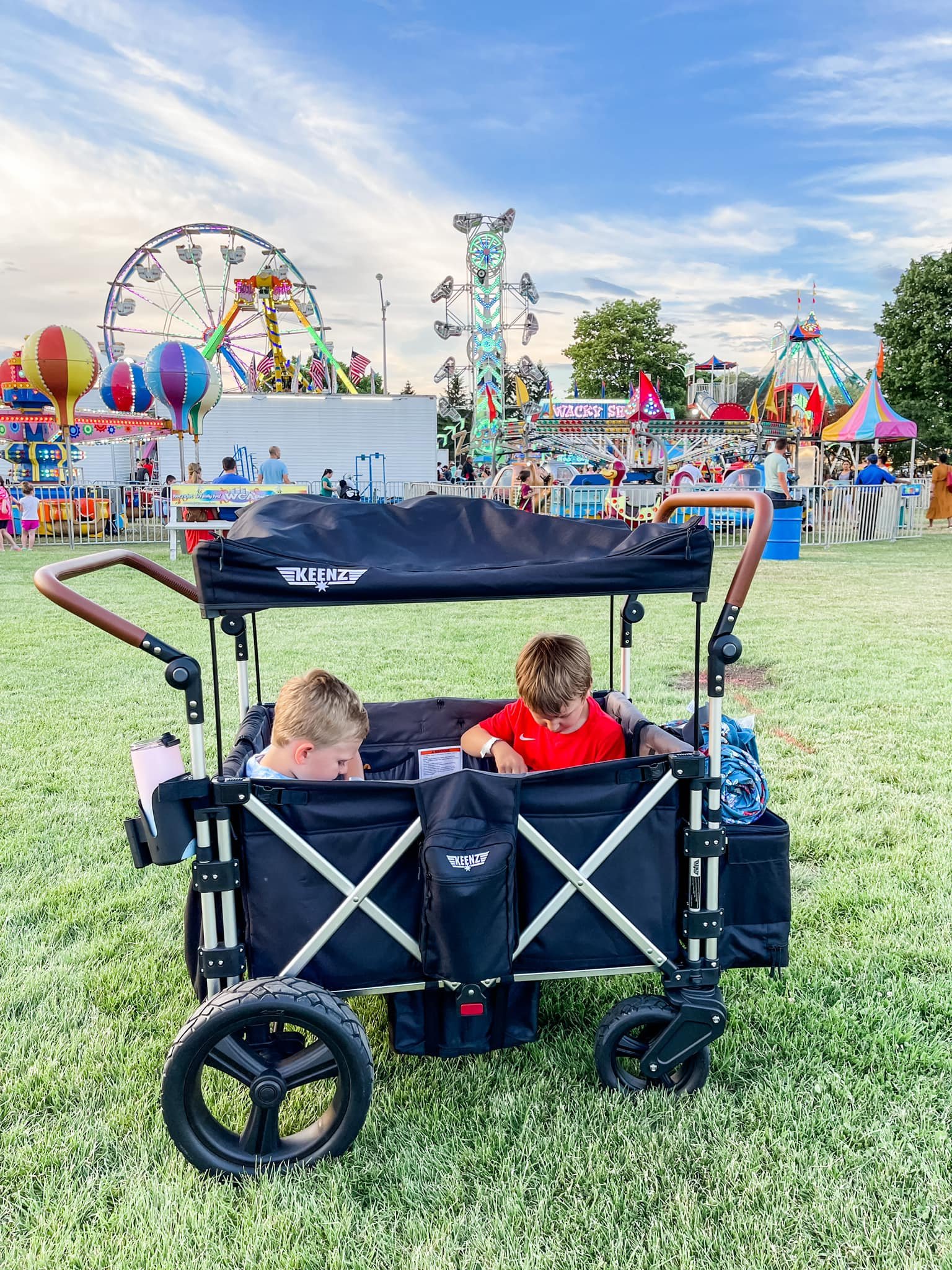 KEENZ 7S PLUS+ Humvee Wagon รถเข็นแบบ 4 ที่นั่ง