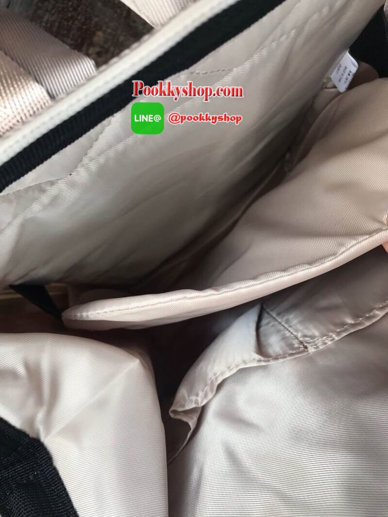 Anello Repellency Mini Backpack รุ่นใหม่ชนช้อป!!! กระเป๋าเป้สะพาย ขนาด มินิ วัสดุNylon & Polyester หนา ตัวซิปทุกจุดปิดด้วยpvc กันน้ำซึมผ่าน ตัดสีทูโทนสีเทาให้กระเป๋าดูมีสีสัน ภายในมีช่องใส่แล็ปท้อป ด้านหลังบุหนา มีตัวล็อคคาดอก เหมาะกับทุกสภาพอากาศ สวยเท่ห