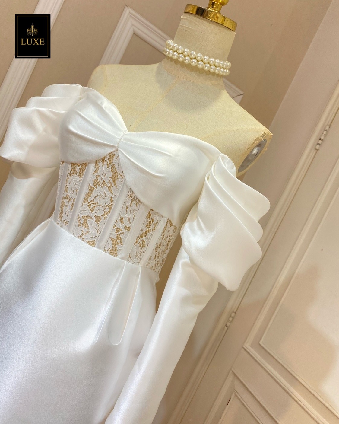 เดรสแฟชั่น เดรสเสื้อเปิดไหล่แขนยาว กระโปรงทรงสอบ