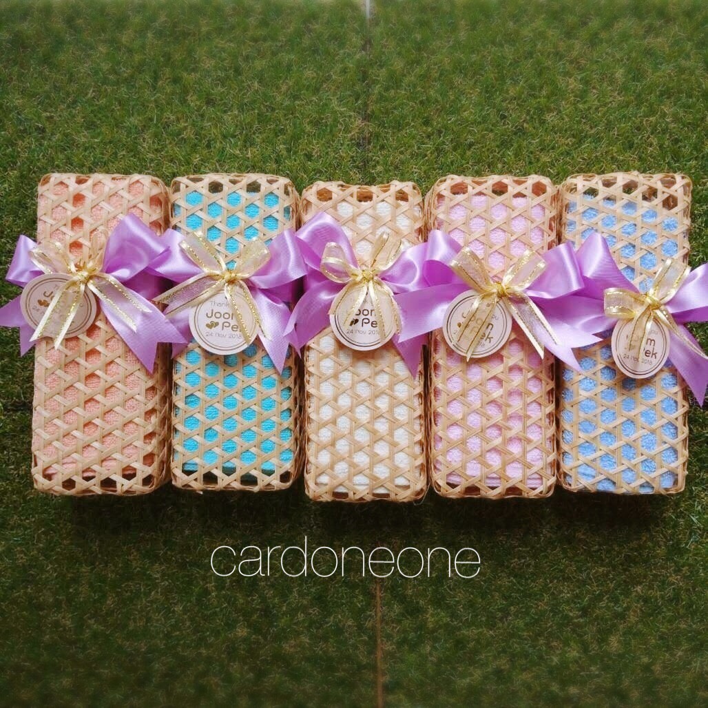 ของรับไหว้ ผ้าขนหนูตะกร้าสาน