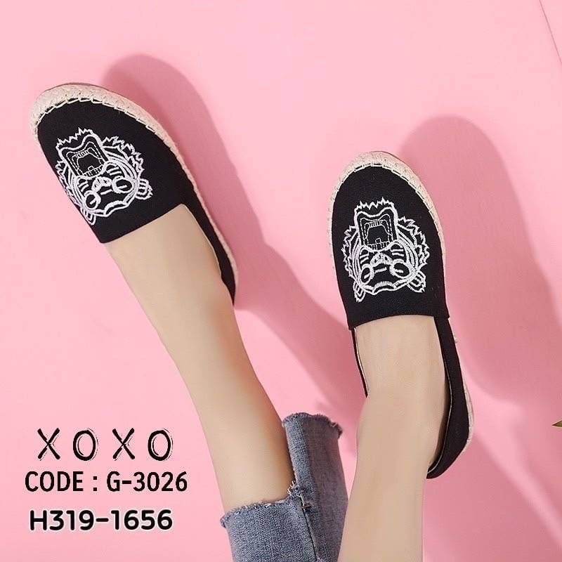 สินค้าพร้อมส่ง คัชชูผ้าแคนวาส ปักหน้าเสือ ผ้านุ่มใส่สบาย ด้านในเย็บนวม พื้นนุ่ม แมทส์ชุดง่าย ใส่เสื้อผ้าได้หลากหลาย