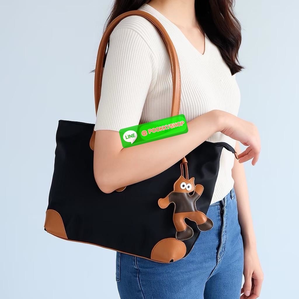 👜 KEEP รุ่น Champagne Everyday Bag ยอดฮิตที่ตอบโจทย์ทั้งสไตล์และฟังก์ชัน ✨ ฟังก์ชันที่ใช่ • ผลิตจาก ผ้าไนลอนนาโนกันน้ำ เอกสิทธิ์เฉพาะ KEEP • น้ำหนักเบาพิเศษ พกง่าย ใช้สะดวกทุกวัน • ปากกระเป๋ามี ซิปปิดแน่นหนา ของไม่ตกหล่นง่าย