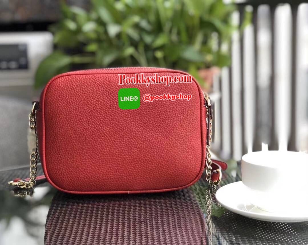 Kate spade New York mini shoulder bag กระเป๋าถือหรือสะพายหนังนิ่ม สวยอยู่ทรง ด้านหน้าประดับโลโก้แบรนด์ อะไหล่ทองหรูหรา น้ำหนักเบา ภายนอก มี2ช่องซิป แยกเป็นสัดส่วน ภายในมีช่องซิป 1 ช่อง และช่องใส่ของจุกจิก 1ช่อง จุของได้เยอะ สายสะพายปรับระดับได้ สะพายข้างห