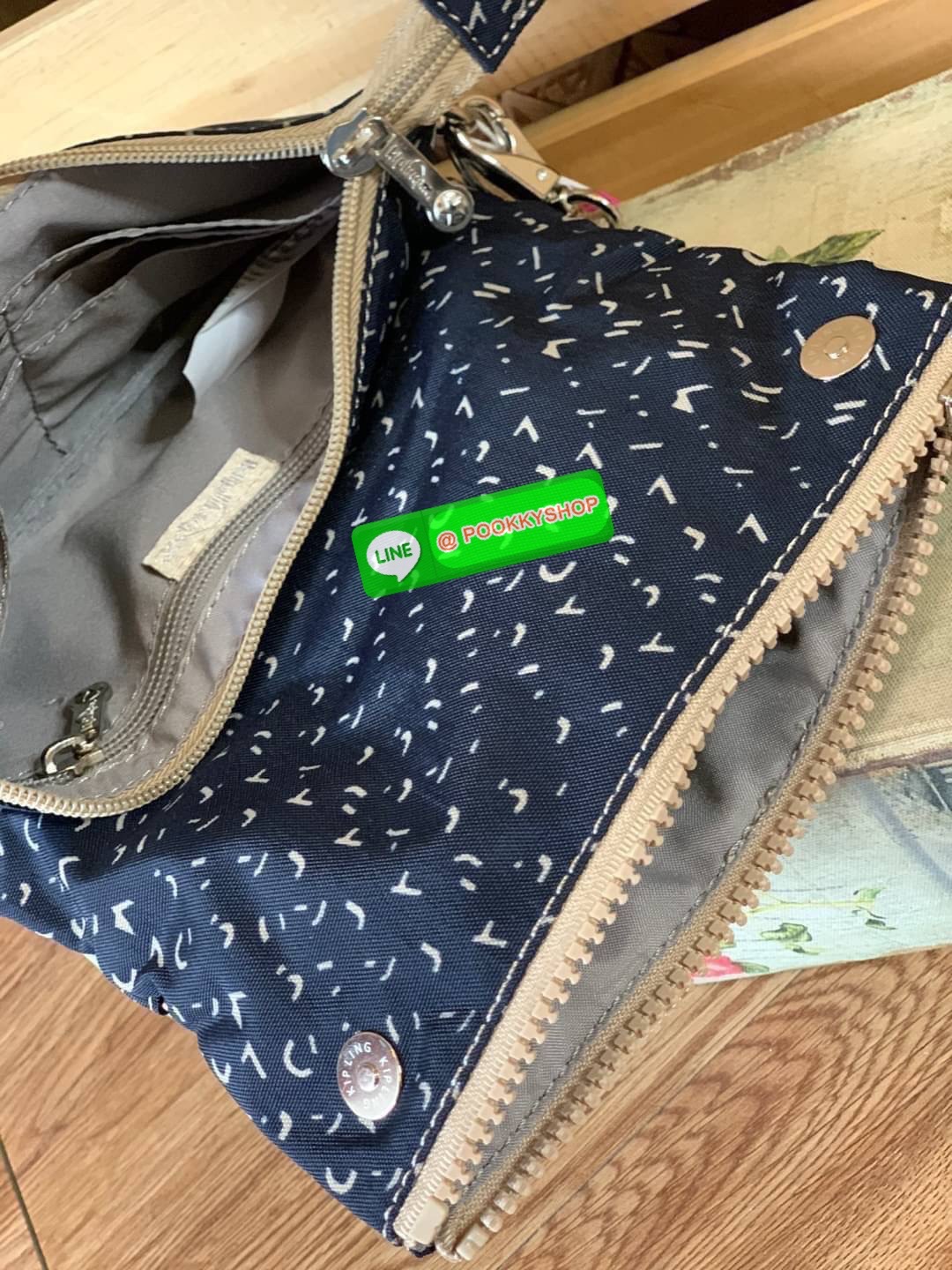 💕 Kipling Multiple Small Crossbody Belt Bag 3 in 1 กระเป๋าที่เป็นได้มากกว่าถือคลัชท์ ขนาดกะทัดรัด มีสะพายแยกนำมาสะพายไหล่หรือคาดอก คาดเอวก็ได้ มีสายสะพายสั้นและยาวอย่างละ1เส้น ถอดสับเปลี่ยนใช้งานได้ และยังสามารถถอดสายออก ใช้เป็นกระเป๋าคลัชได้ ใช้ง