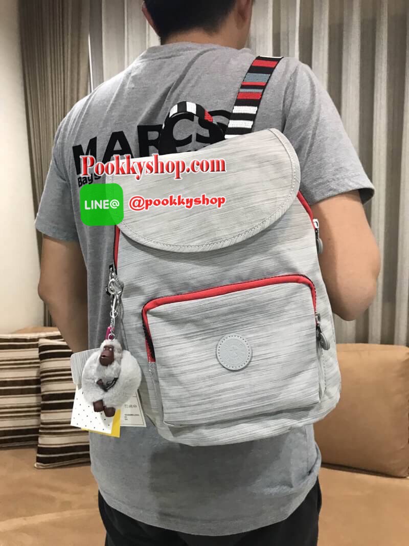 พร้อมส่งความสวย..ราคาสุดคุ้ม! NEW ARRIVAL! KIPLING ART 2WAY BACKPACK กระเป๋าสะพายเป้สไตล์ลำลองรุ่นใหม่ล่าสุดวัสดุ Nylon+Polyester 100% โดดเด่นที่สามารถสะพายได้หลายแบบ ทั้งแบบเป้ หรือใช้สายยาวสะพายไหล่ได้ Crossbodyได้ หูหิ้วเเละสายสะพายลวดลายสวยตามคอนเซปคอ