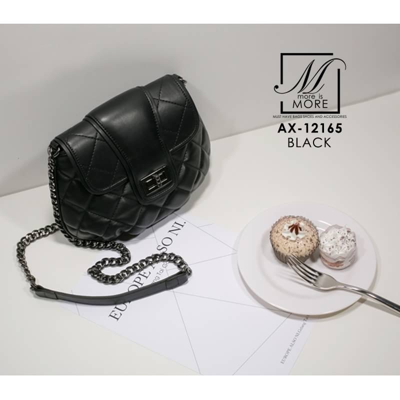 พร้อมส่ง… กระเป๋าแฟชั่นนำเข้าดีไซน์หรู มาล๊าวววว... กระเป๋าแฟชั่นนำเข้าดีไซน์หรู สไตล์คุณนู๊... คูณหนู แบรนด์ axixi แท้ 100% ตัวกระเป๋าเกือบทรงกลม วัสดุหนัง pu อย่างดี งานเรียบหรู match ได้กับทุกชุด ใส่ของได้จุ งานสวย คุณภาพดี คุ้มราคา การันตรีด้วยแบรนด์