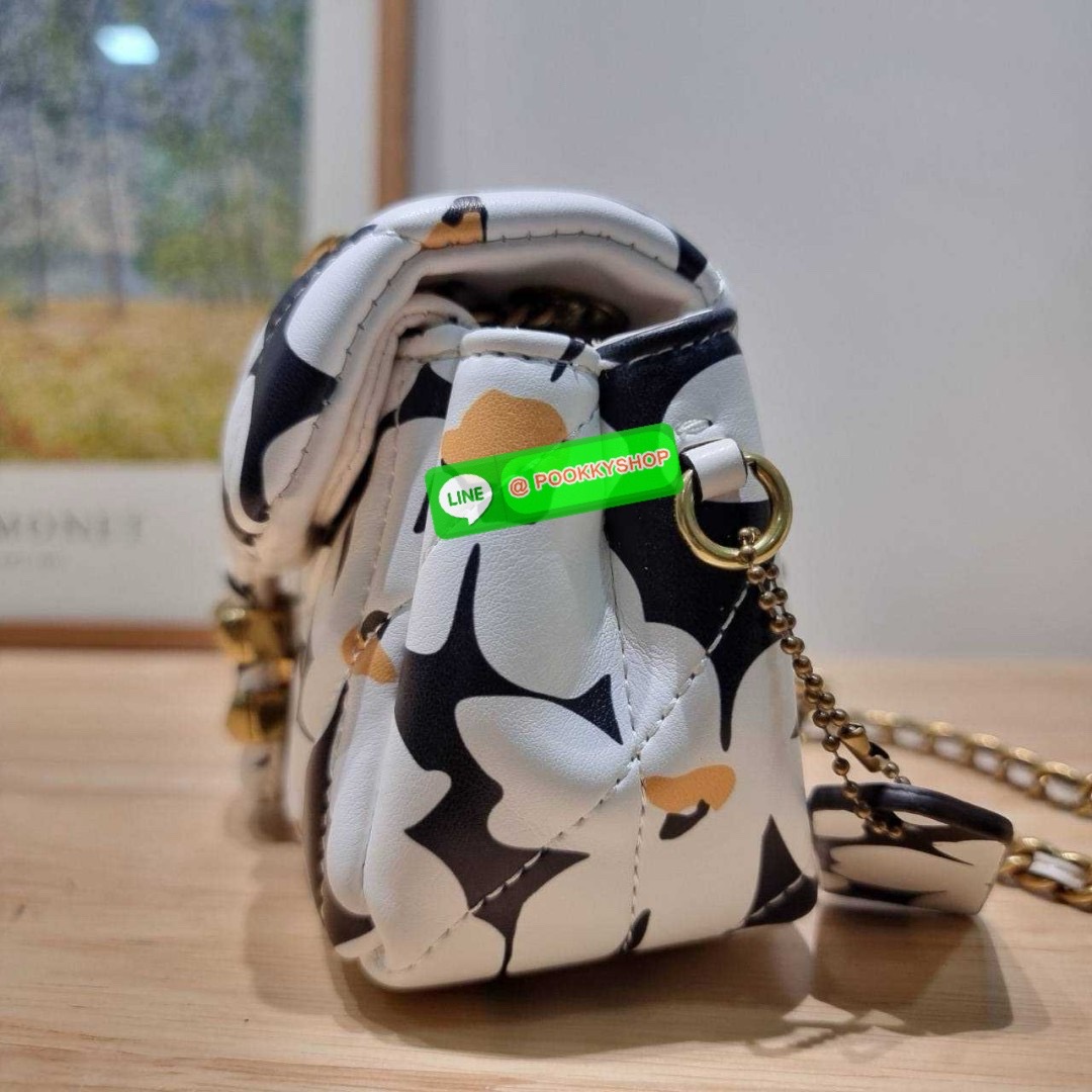 COACH CR702 TABBY SHOULDER BAG 20 WITH QUILTING AND FLORAL PRINT 🔆 Details ไอเท็มใหม่ สวยเกินเรื่องไปมาก! ดีไซน์ลวดลายดอกไม้สดใสตัดกับโทนสีคลาสสิคได้อย่างลงตัว