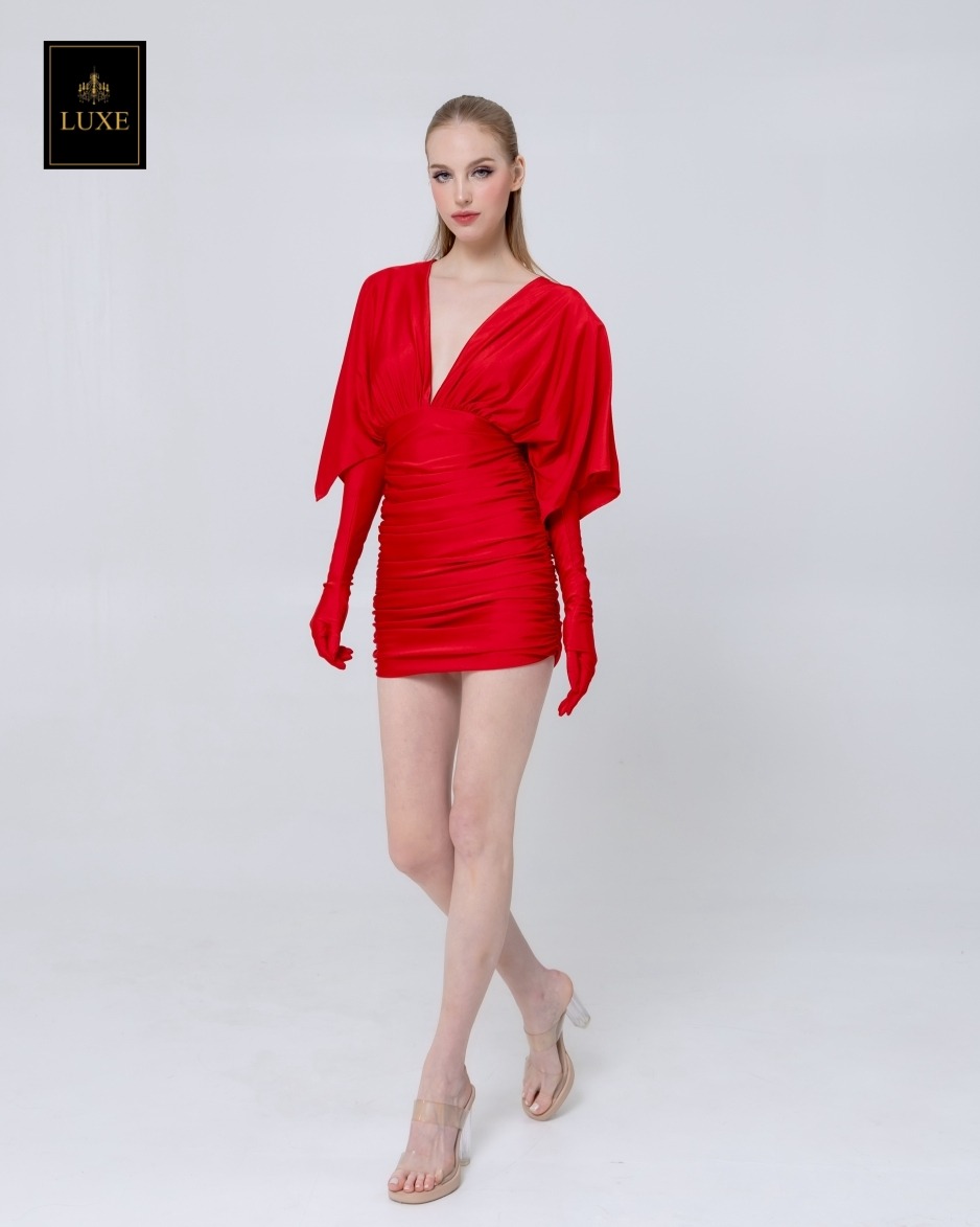 เดรสแฟชั่น เดรสกระโปรงเข้ารูป เสื้อคอวีแขนในตัว มาพร้อมถุงมือยาว