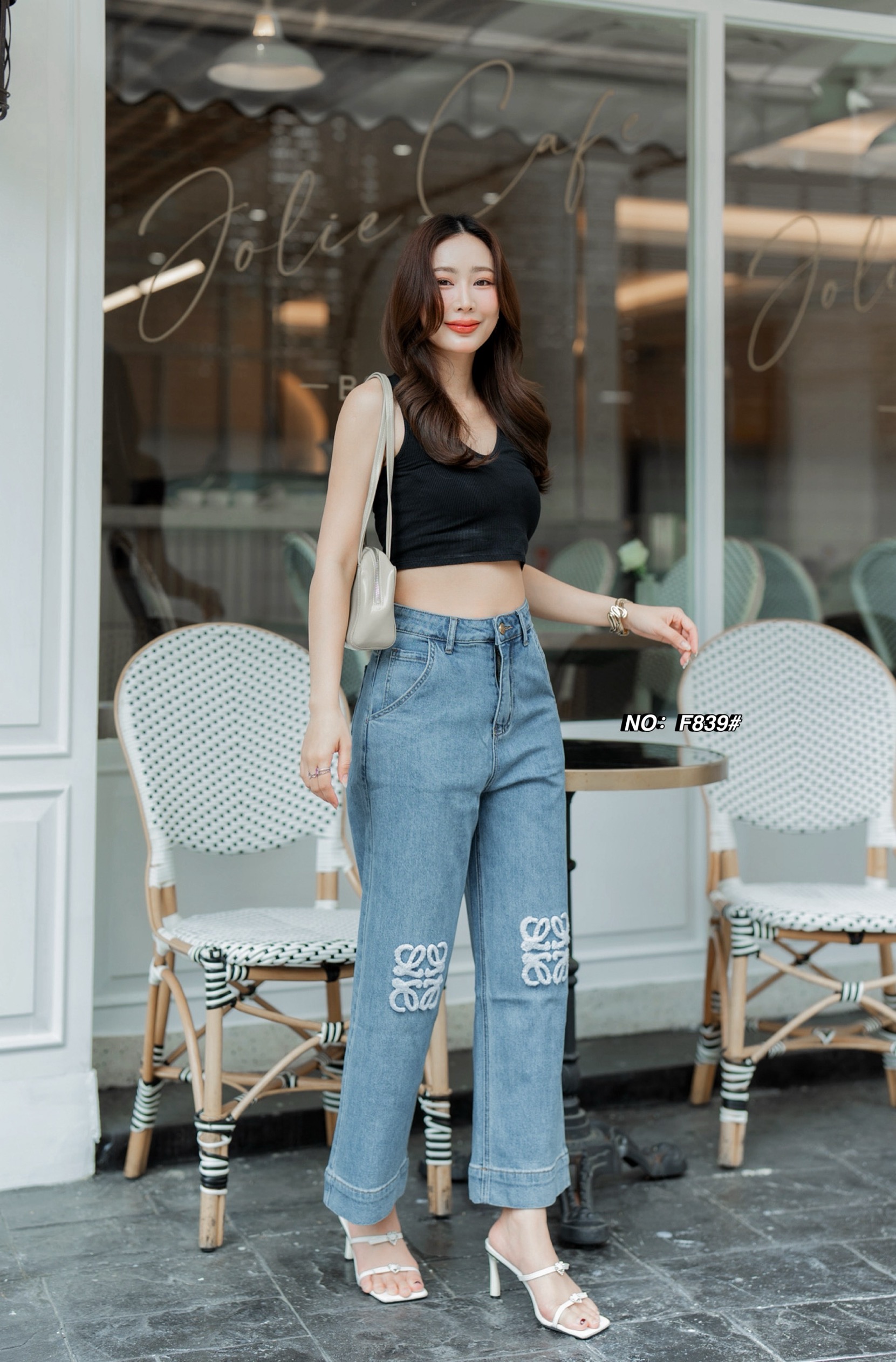 กางเกงแฟชั่น No. RGF839# -กางเกงยีนส์ขา9ส่วน ทรงมาใหม่คะ ทรงนี้ปีนี้มาแรงมากค่ะ ปลายขาเย็บ