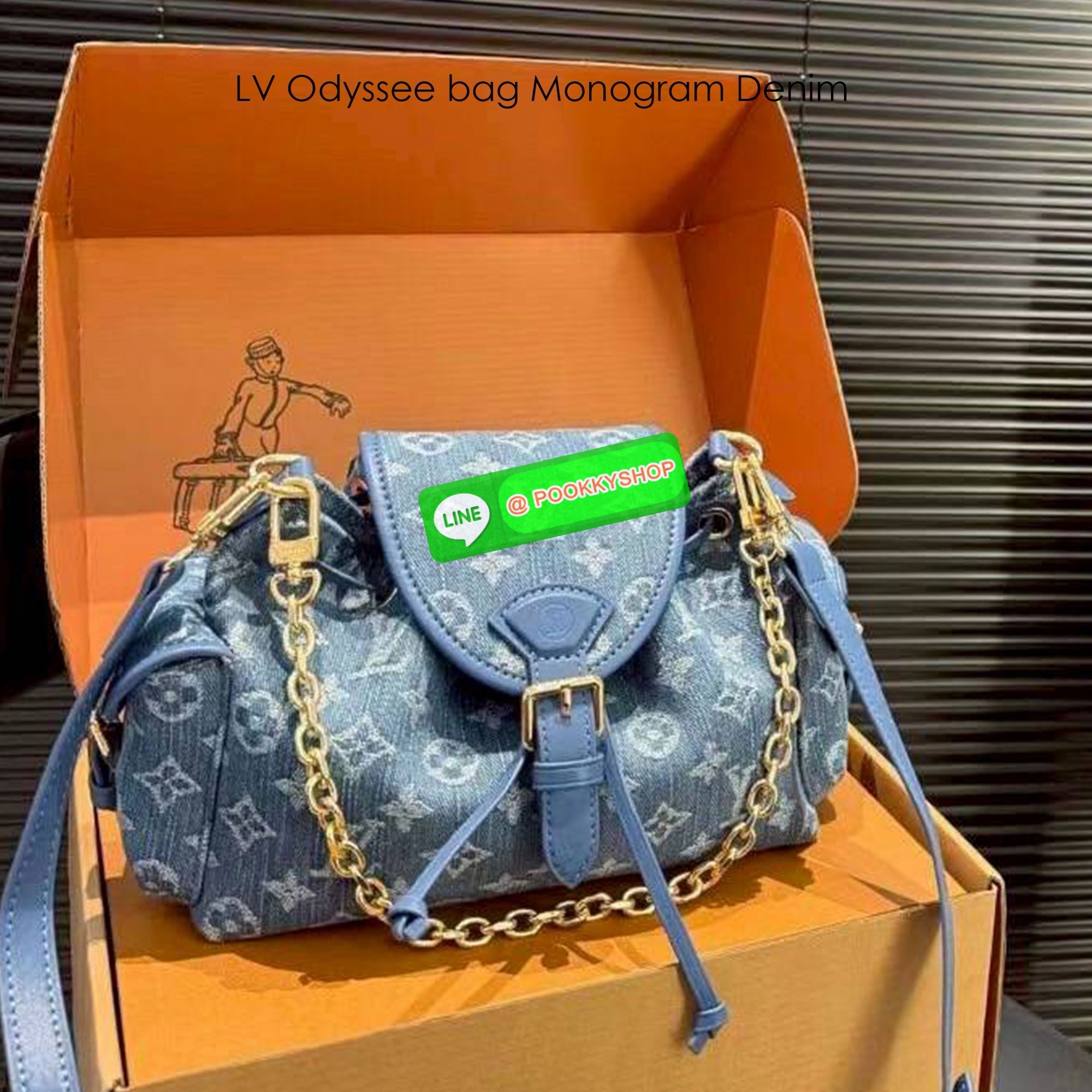 LV Odyssee bag Monogram Denim กระเป๋าสะพายดีไซน์ใหม่งานเดนิมฟอก คอลเลกชันประจำฤดูกาล Pre-Fall 2025 ออกแบบมาเพื่อเชิดชูมรดกล้ำค่าที่สืบทอดจากรุ่นสู่รุ่น ดีไซน์ทันสมัยใช้งานได้ทุกวัน Monogram แคนวาสเป็นเอกลักษณ์ ยกระดับด้วยตัวล็อกสีทองและสายโซ่ตกแต่งแบบถอดอ
