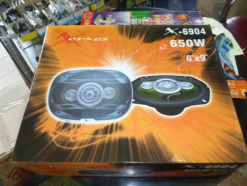 ลำโพงรถยนต์ ขนาด 6x9 กำลัง 650 W ยี้ห้อ XERXES
