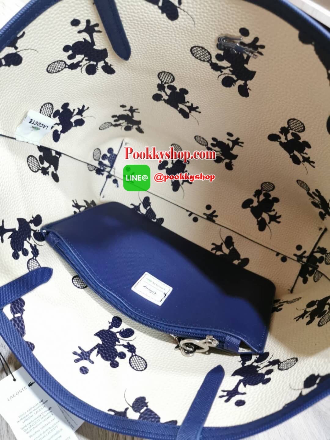 Don't Miss! Best Seller! ซื้อ1ได้ถึง2!! New! & Limited x Disney Holiday Collection Reversible Tote Bag With Clutch คอลเลคชั่นดิสนีย์ทรงTote มาพร้อมใบเล็กเข้าชุดสุดคุ้มสามารถแยกใช้ได้ วัสดุหนัง Saffiano สวยกันน้ำดูแลรักษาง่ายดีไซน์โดดเด่นมีลูก