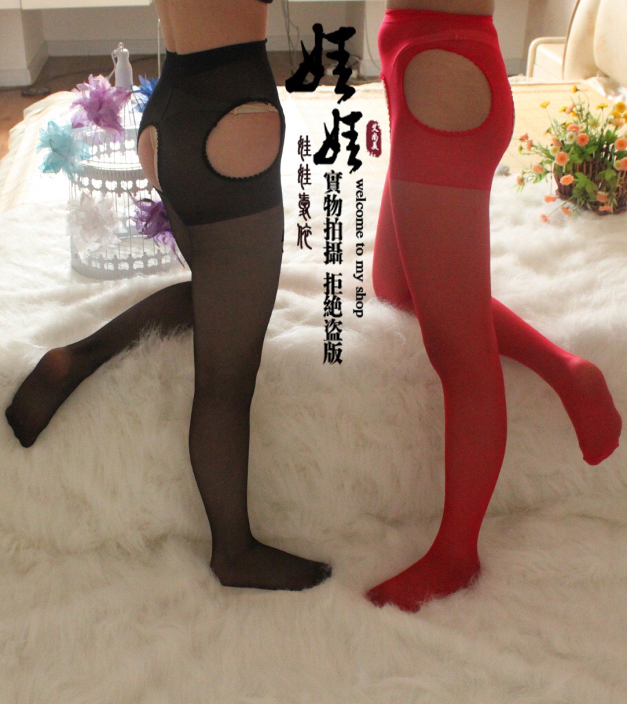 ถุงน่องซีทรู เต็มตัว สีดำ แหวกเป้า และด้านข้าง สวยเปรี้ยวเซ็กซี่มากคะ