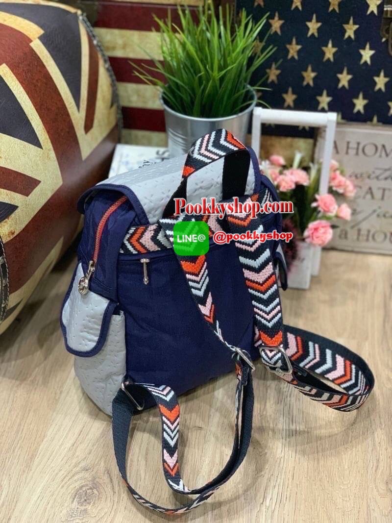 Kipling new grey emb city pack กระเป๋าเป้ที่สะพายได้ทุกวัน ไม่ว่าจะไปเรียน ไปทำงานหรือออกทริปเล็กๆ วัสดุ polymide100% สีสันของกระเป๋ารวมถึงตัวสายดูแมทช์กัน ยังมีช่องใช้งานที่แยกออกเป็นสัดส่วนไม่ว่าจะด้านข้างหรือด้านหน้า เปิดปิดสองชั้นด้วยกระดุมแม่เหล็กและ