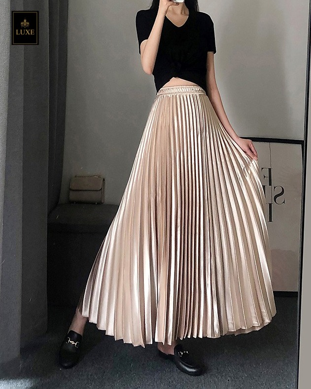 กระโปรงแฟชั่น กระโปรงยาวกรอมเท้า อัดพลีทจีบคม ตัดเย็บประณีต ทำจากผ้าเคปซาติน