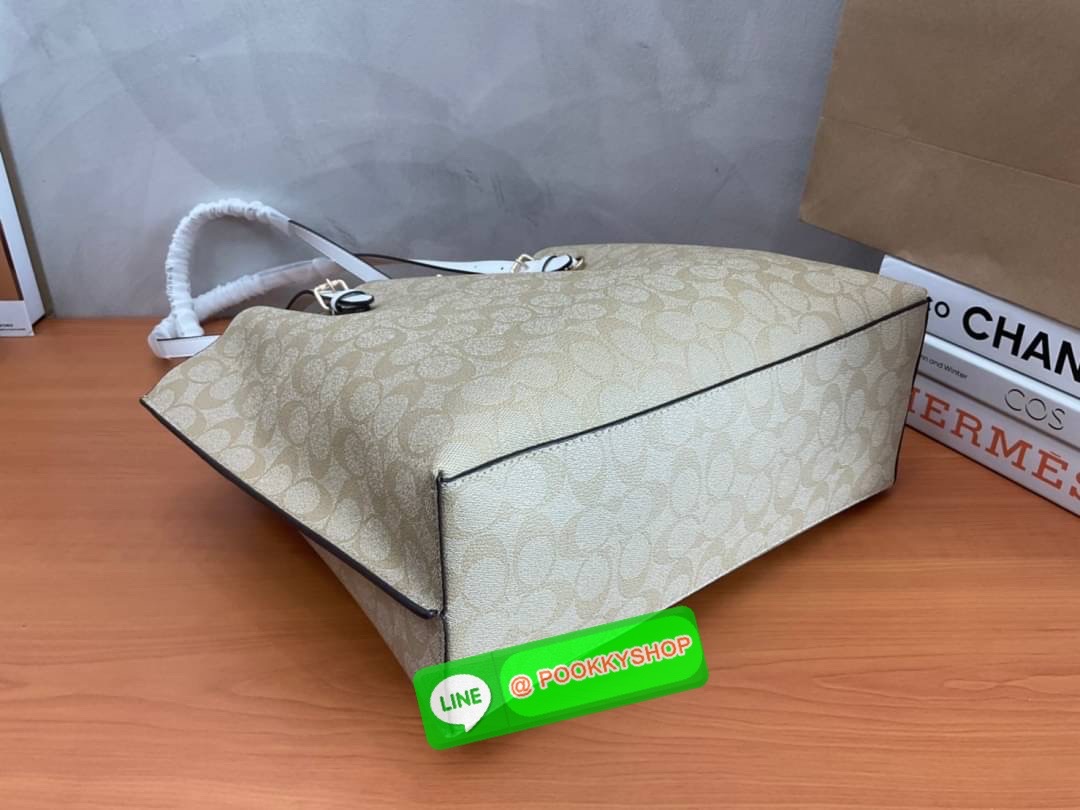 🚚 พร้อมส่ง 🚚 Restock!! รุ่นขายดีที่สุด มากี่รอบก็ขายดีหมดไวทุกรอบ💕 COACH F1665 MOLLIE TOTE IN SIGNATURE CANVAS กระเป๋าสะพายไหล่ Coach ทรง Shopping รุ่นใหม่ คุณภาพดี หนัง pvc หนังนิ่ม ทรงสวย คลาสสิก รุ่นฮิตตลอดกาล ไม่ตกเทรน ภายในแยก