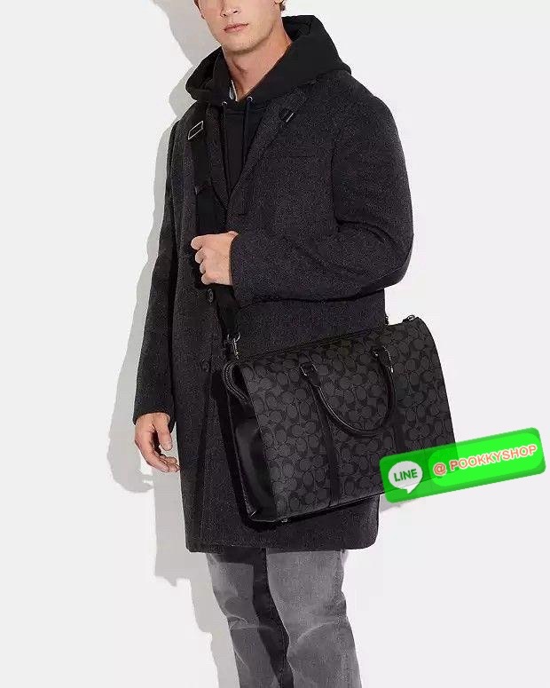 COACH GRAHAM ZIP BRIEF (CE439) 🔖กระเป๋าใส่โน๊ตบุ๊คใส่เอกสารใบใหญ่ 🔖วัสดุ:หนังแท้ทั้งใบ 🔖เปิดปิดด้วยซิป ภายในกว้าง มีช่องย่อยใส่ของจุกจิก ช่องใส่บัตร ใส่เอกสารและของสำคัญได้เยอะ 🔖สายสะพายสามารถถอดออกและปรับระดับได้คะ