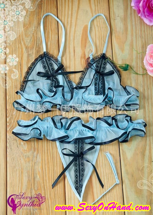 ดบิกินี่ Bikini ชุดทูพีซ ลูกไม้ซีทรู สีฟ้าคราม ขลิบขอบดำ แต่งสายแหวกหน้าอก กางเกงในแต่งระบายกระโปรงในตัว แต่งสายเก๋ๆ ช่วงเอว สวยเอ๊กซ์ เซ็กซี่ เปรี้ยวจี๊ดส์เข็ดฟัน เนื้อลูกไม้ เกรดพรีเมี่ยม สัมผัสนุ่มมากๆเลยคะ