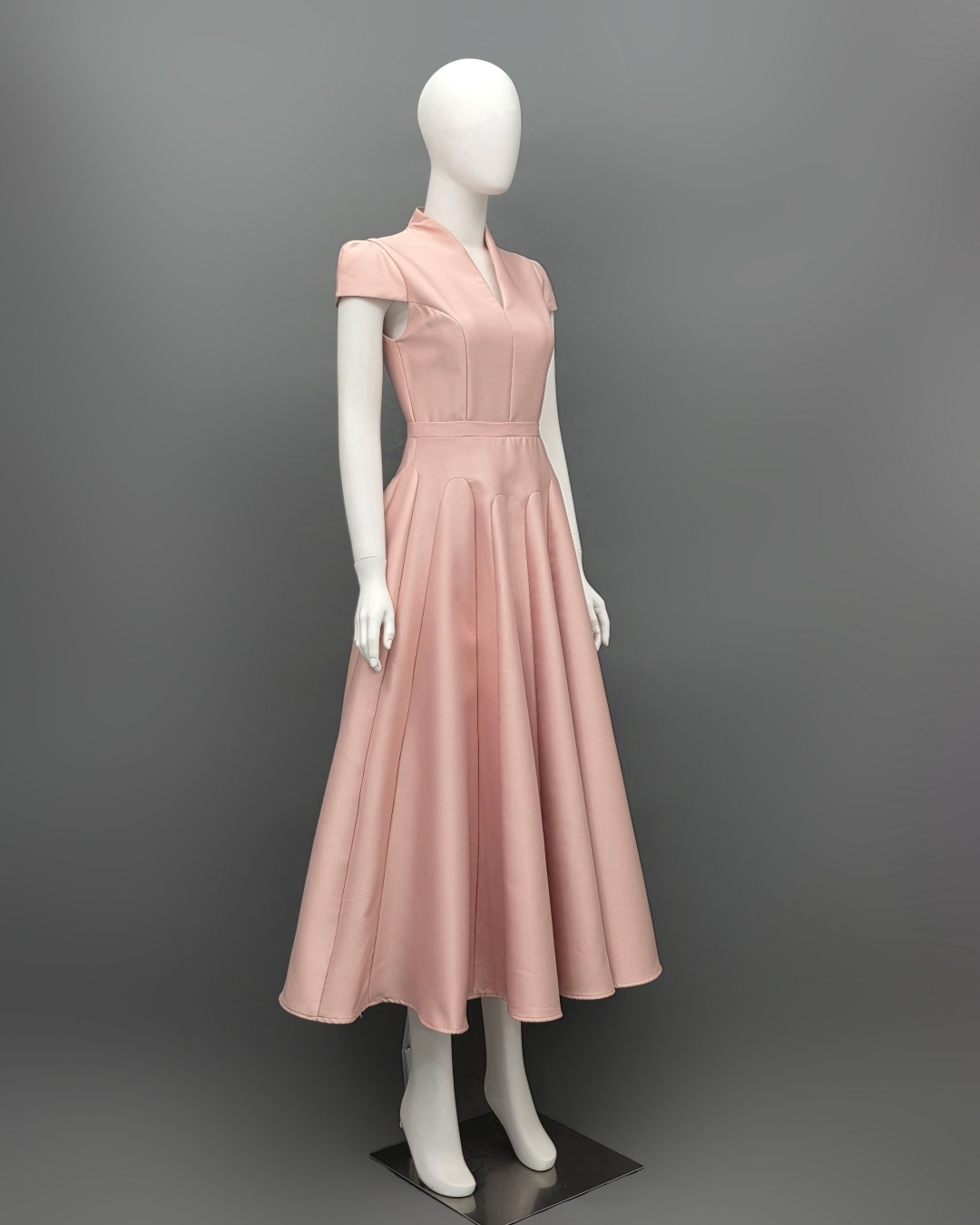 เดรสแฟชั่น เดรสเสื้อคอตั้ง แขนสั้น กระโปรงบาน