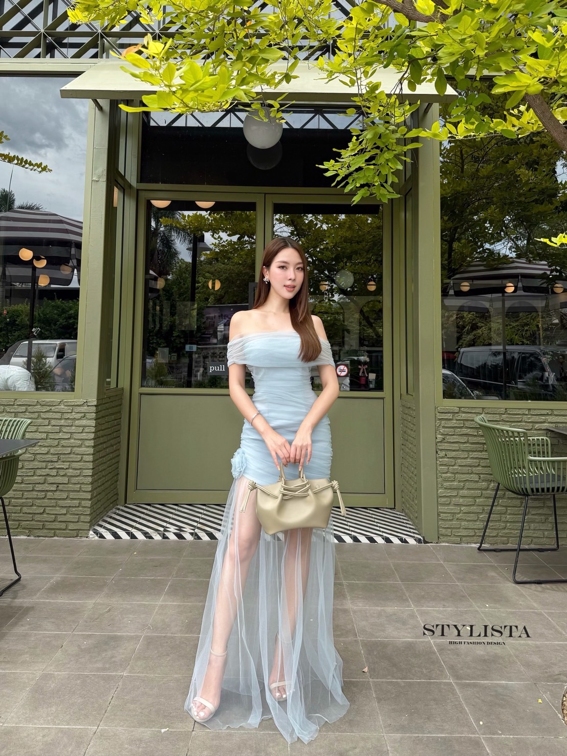 เดรสแฟชั่น เดรสใส่สวยดูดี ต้องมีติดตู้ไว้เลย แพลตเทินดีงาม ใส่สวยเปะสุดๆ