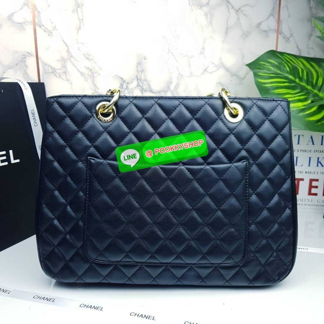 CHANEL BAG VIP GIFT WITH PURCHASE (GWP) จาก CHANEL DUTY FREE COUNTER (CHN546) กระเป๋าสะพาย รุ่น tote ทรงสวย ขนาดกำลังดี จุของได้เยอะ