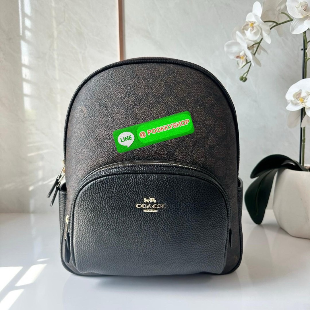 Coach Court Backpack In Signature Canvas 🔖กระเป๋าเป้สะพายหลัง ขนาดกำลังดี สะพายได้ทุกโอกาส 🔖วัสดุ : หนังแคนวาส ตัดหนังแท้ 🔖เปิด-ปิดแบบซิป ด้านในมีกระเป๋าซิปและกระเป๋าอเนกประสงค์ ปิดด้วยซิปคู่ มีซับในผ้า มีช่องซิปด้านนอก 🔖สา