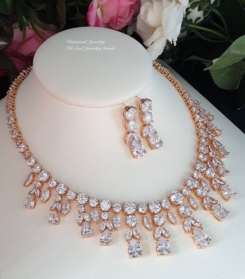 New Arrival !!!! เซตต่างหู+สร้อย งานเพชร CZ แท้ งานเพชรคัดทุกเม็ดค่ะ ของจริงสวยมั๊กๆเลยค่ะ เพชรเล่นไฟดีมากๆๆๆ เพชรใสวิ้ง ดีไซส์น่ารักมากๆคะ งานสวย เริ่ดดด เพชรสวยวิ้ง เด้งไฟ งานเกรดจิวเวอรี่อย่างดีมีคุณภาพจ้า