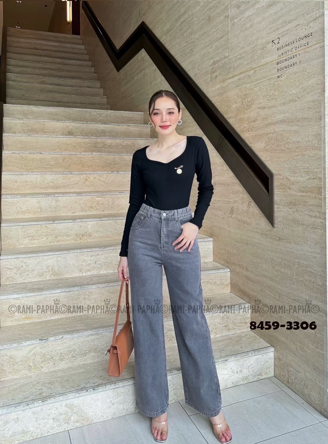 ชุดเซทแฟชั่น เสื้อ+ขายาว+เข็มกลัด Set.3ชิ้น เสื้อแขนยาวสีดำ เนื้อผ้าร่องยืดหยุ่นอย่างดีสวมใส่สบาย