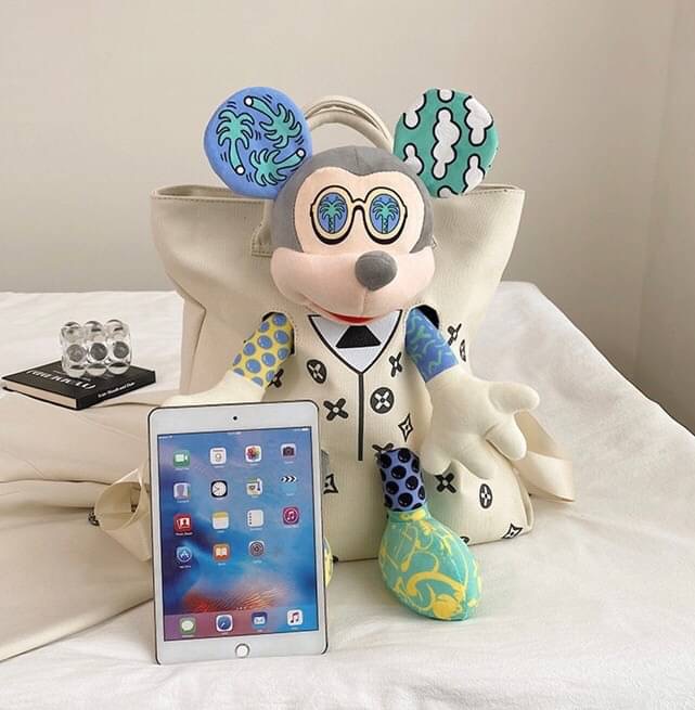 พร้อมส่ง เป้ตุ๊กตาใบใหญ่ สวยมาก น่ารักสุดๆ ไม่มีใครเหมือน และไม่เหมือนใคร สะพายเก๋ๆ งานคุณภาพสูง เนื้อผ้าหนา ตุ๊กตาแน่น ไปไหนก็เด่น ใครๆก็ต้องสะดุดมอง