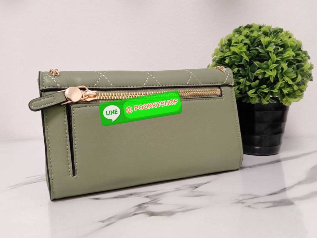 Lyn กระเป๋าสตางค์ สะพายข้าง คอลเล็คชั่นใหม่ สายสะพายสามารถถอดออกได้นะคะ