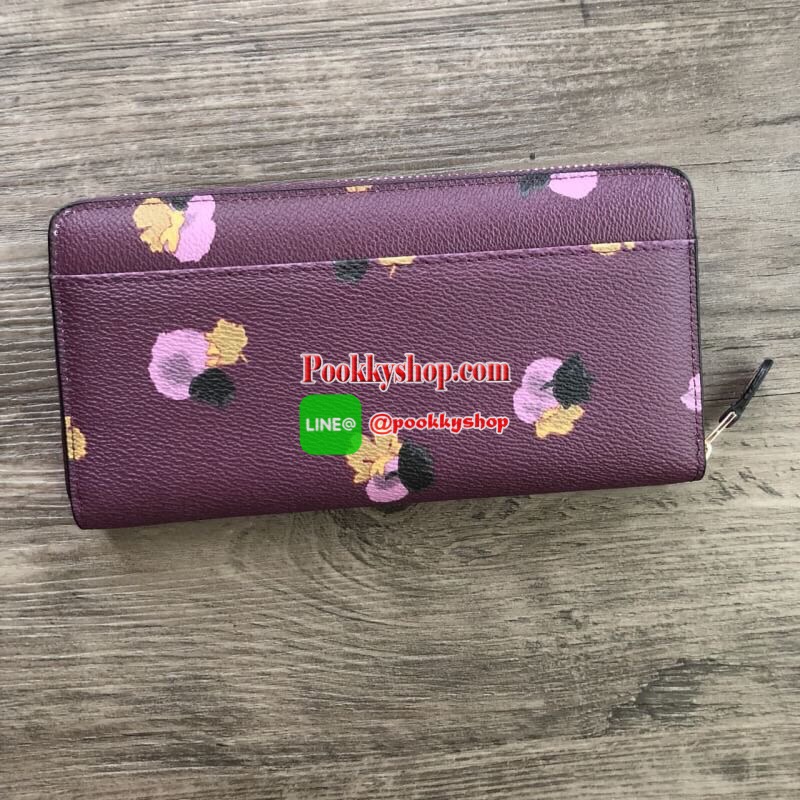COACH Accordion Zip Wallet in Floral Print Coated Canvas กระเป๋าสตางค์ใบยาว เปิด-ปิดกระเป๋าด้วยซิปรอบ ด้านในมีช่องใส่บัตร ช่องใส่ธนบัตร และช่องซิปใส่เหรียญค่ะ ด้านหลังมีช่อง 1 ช่อง