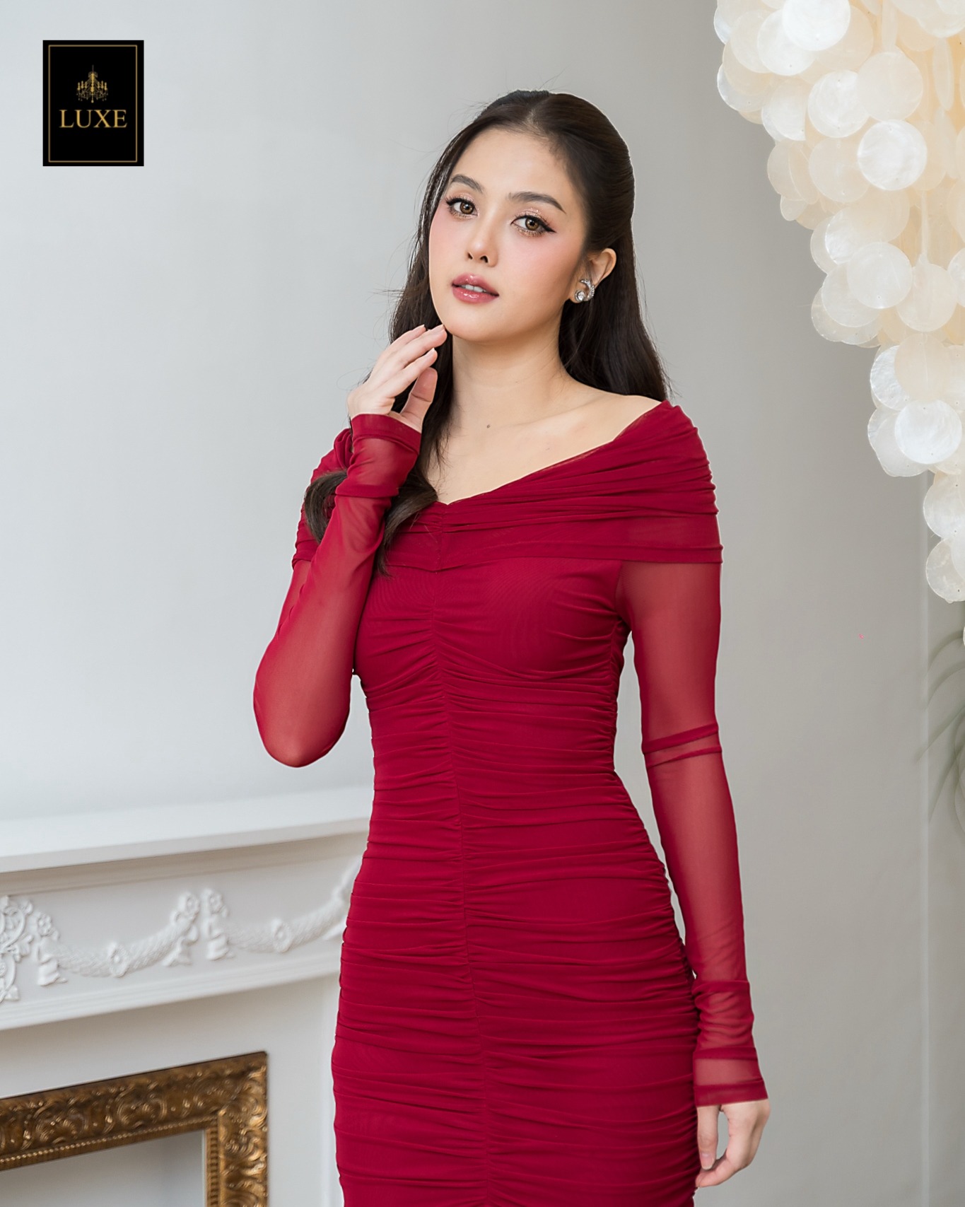 เดรสแฟชั่น แม็กซี่เดรส เสื้อแขนยาวเปิดไหล่ ดีเทลจับเดรป