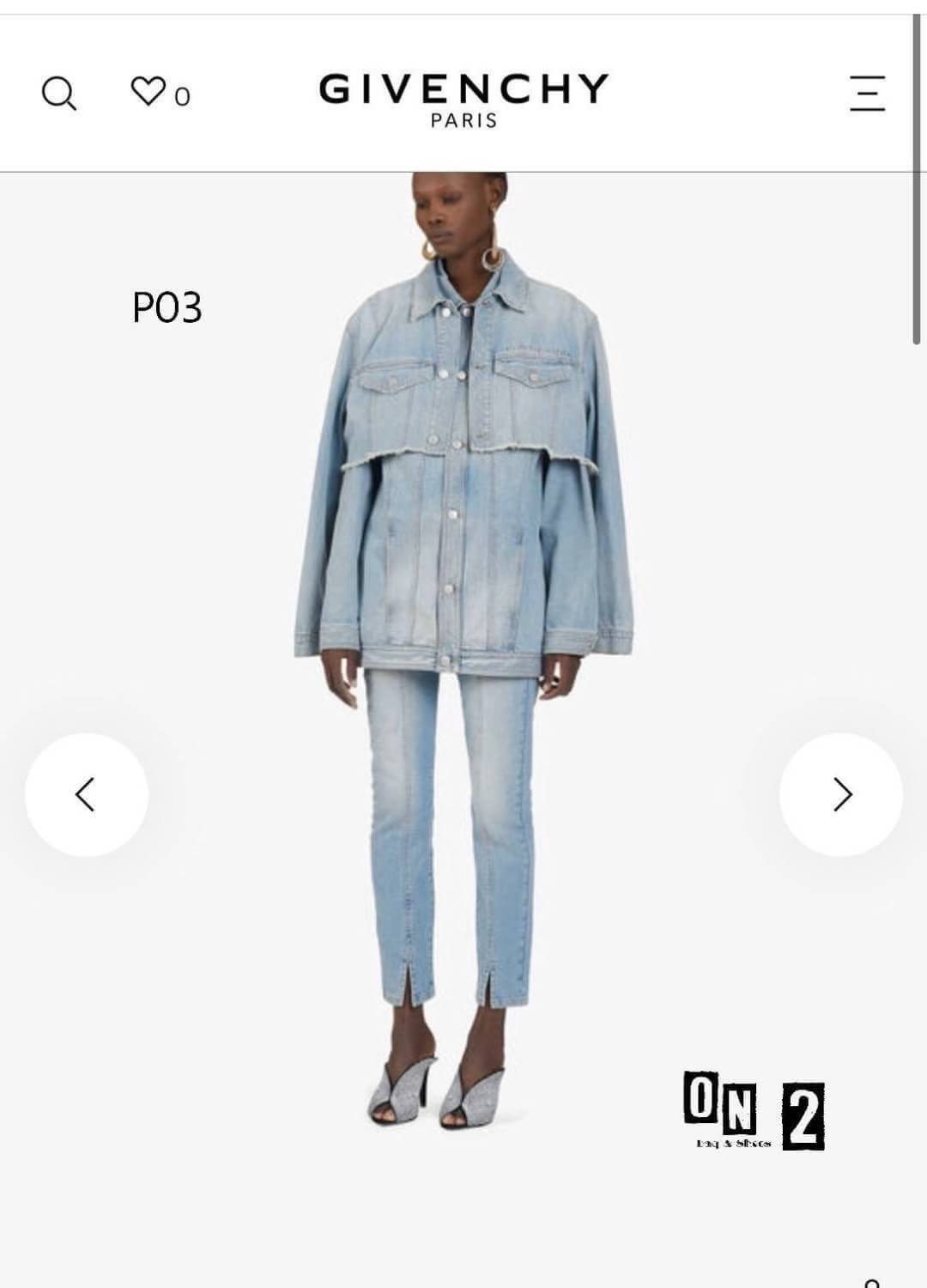 Givench sandal crystals งานgivenchy ส้นเข็มคะ เหมือนชอปเป๊ะ เราใช้เพชรทั้งแผงสวยทน ราคาดีงามมาก แค่ตรงเพชรก็คุ้มเกินราคาแล้วค่ะ แถมงานจริงก็ใส่สวยมากๆ สูง:4” ทรงสวยตามแบบ งานปังมากกกห้ามพลาดนะค่ะ