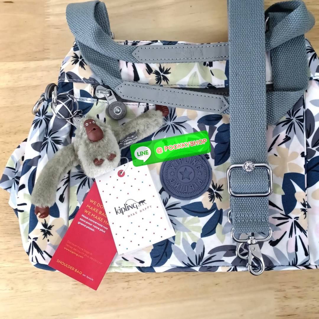 KIPLING ELISE HANDBAG กระเป๋าถือและสะพายไหล่ วัสดุ Nylon +Polyester ขนาดกำลังพอดี จุของได้มาก มีหูจับสองสาย ถือสะดวก น้ำหนักเบา มีช่องซิป ด้านหน้า ช่อง กระเป๋าหลักเปิด-ปิดด้วยซิป มี3 ช่องว่างใส่ของได้จุมากๆ ใส่มือถือได้ กระเป๋าสตางค์ใบยาว และ เครื่องสำอาง