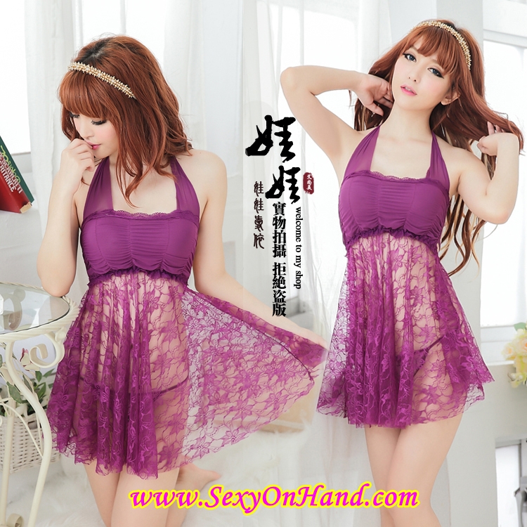ชุด เซ็กซี่ คล้องคอ ผูกคอ สีม่วง ช่วงบน แต่งสม็อคที่หน้าอก มีเชือกให้ผูกคอด้านหลัง ท่อนล่างเป็นผ้า ลูกไม้สีม่วง สีเดียวกับตัวชุดด้านบน เนื้อลูกไม้เกรดดี ผ้านุ่มลื่น มากๆ ใส่สบาย คะ แบบหรูหรา โชว์ความเซ็กซี่ แบบมีระดับมากๆจ้า +G string เข้าชุดคะ