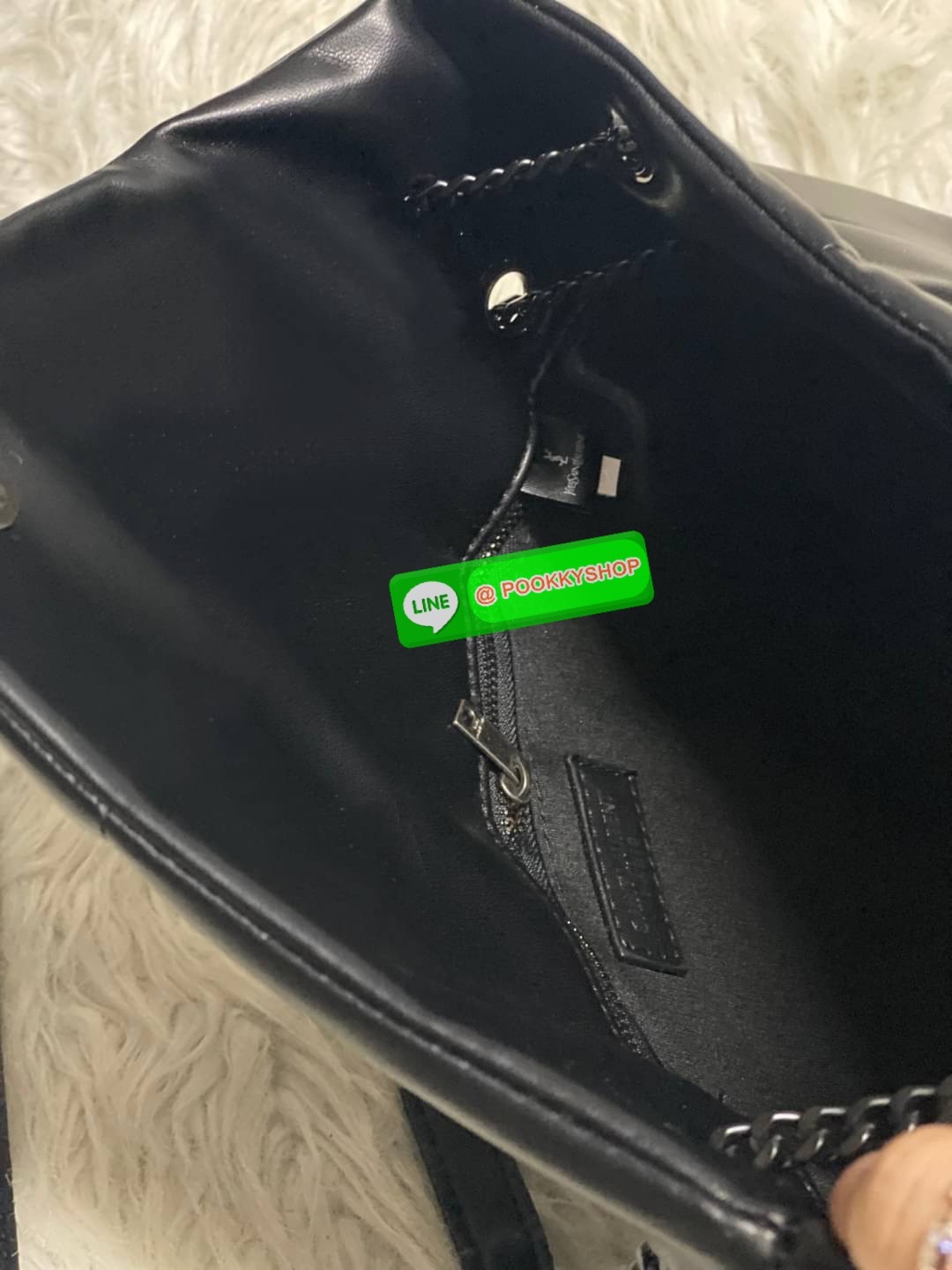 SAINT LAURENT Loulou Puffer Small shoulder bag material: leather internal details: fabric lining, internal zipped pocket colour of fastening: gold tone hardware adjustable chain and leather shoulder strap magnetic fastening