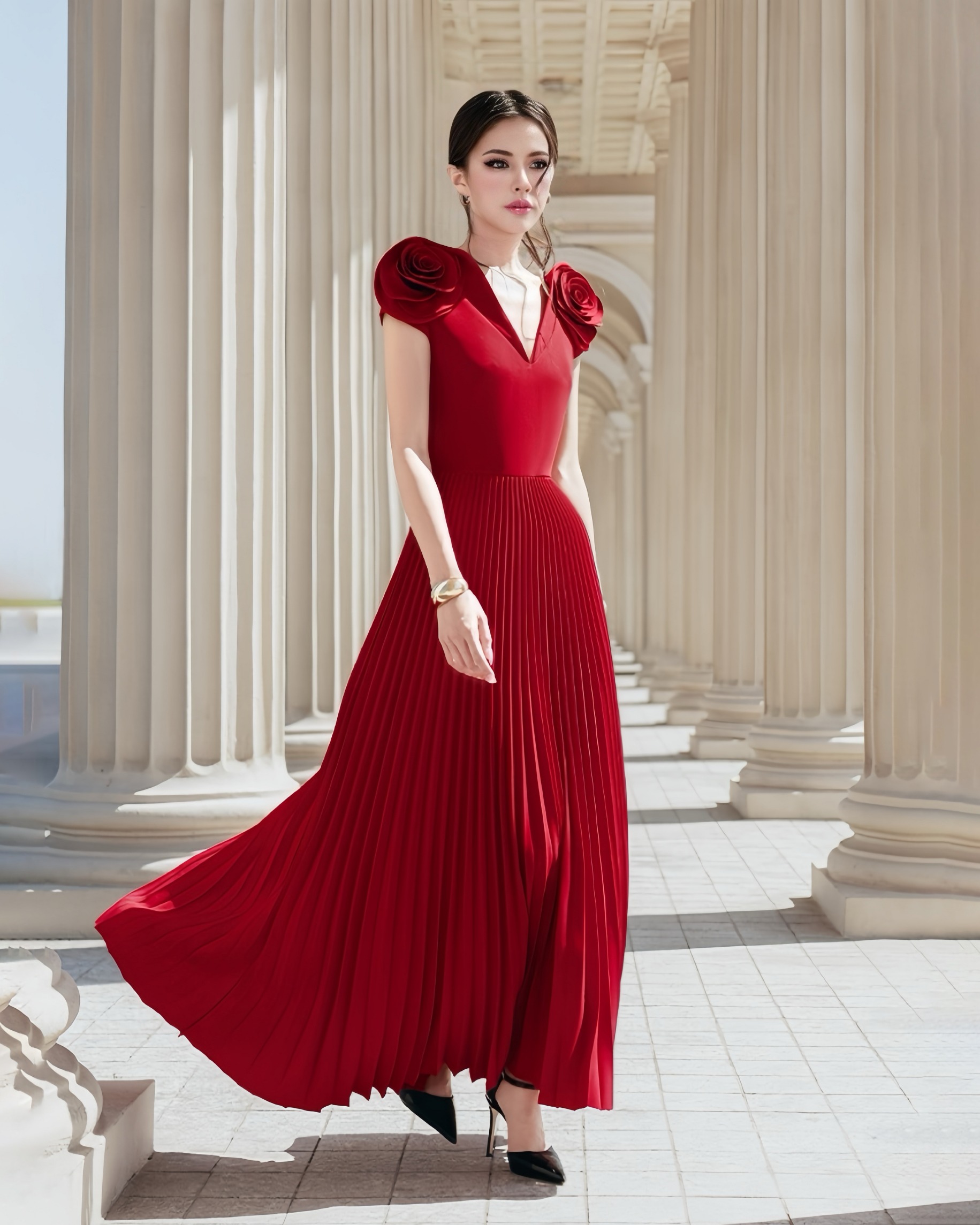 เดรสแฟชั่น เดรสเสื้อคอวีแขนกุด กระโปรงพลีทรอบตัว