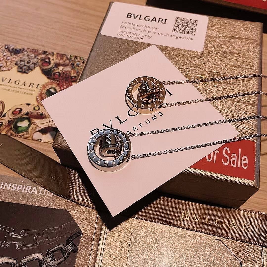 ✴️พร้อมส่งความสวย! ไอเท็มหายาก! ห้ามพลาดค่ะ!✴️ “BVLGARI” NECKLACE VIP GIFT WITH PURCHASE ORIGINAL PACKAGE (GWP) ของกำนัลสุดเลอค่าจากการแลกคะแนนสะสมสำหรับ VIP BVLGARI PARFUMS Membership หายากชวนสะสมดีไซน์โรมันสุดคลาสสิคสวยเลอค่าไอเท็มแบบนี้นา