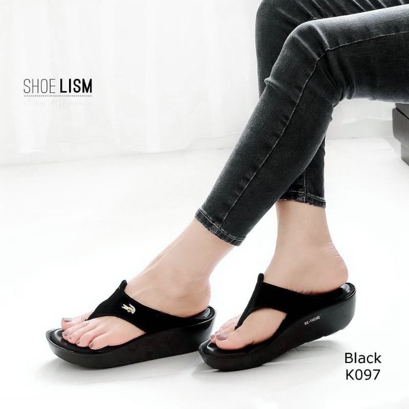 ส่งได้วันนี้ รองเท้าเพื่อสุขภาพ รองเท้าลำลอง รหัสK097 หนังpu พื้นนุ่มนิ่มมากก แต่ใส่นิ่มเดินนุ่มสบายเท้าสุดๆๆ