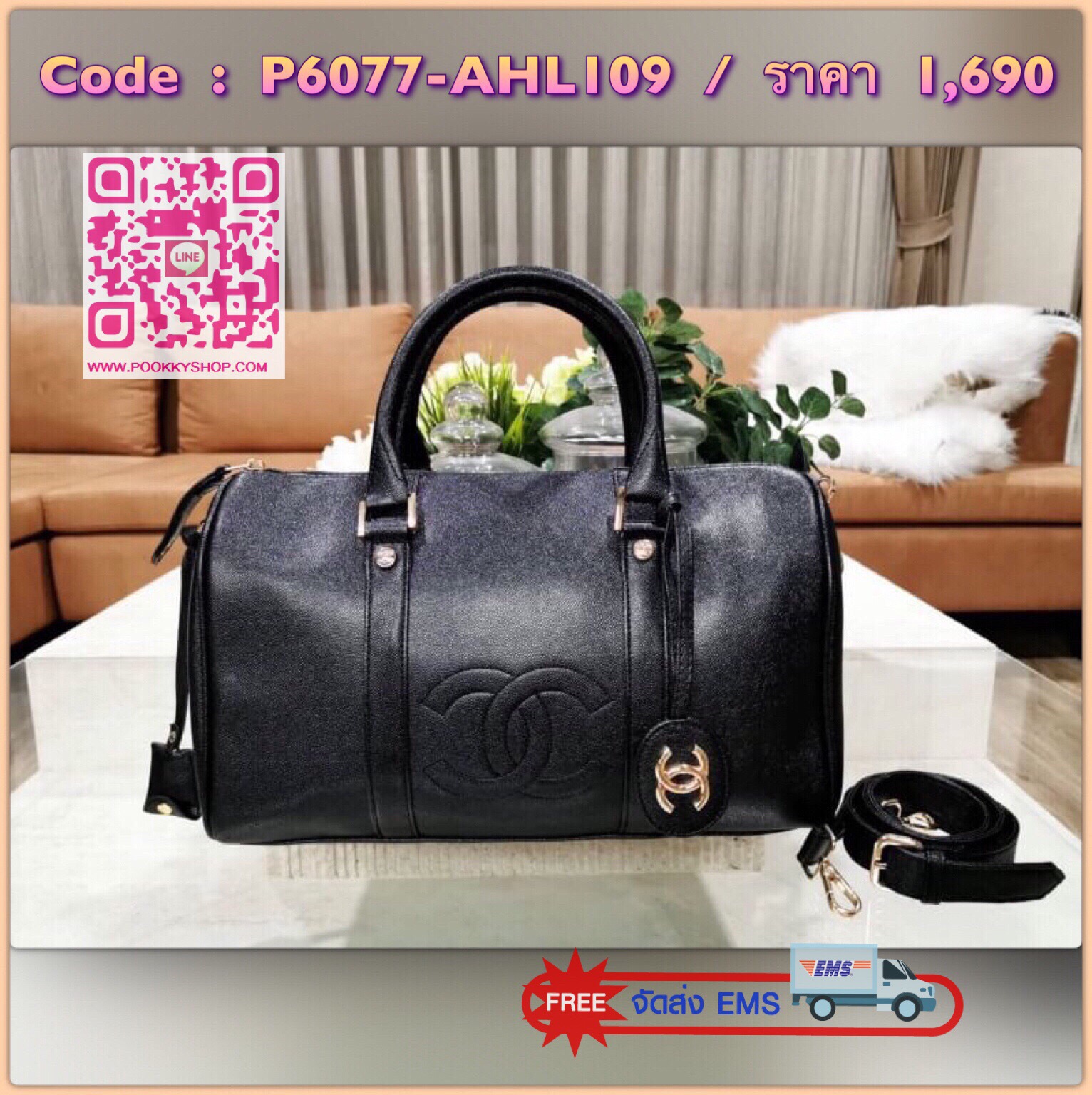 NEW! CHANEL CAVIAR LARGE HANDBAG VIP GIFT WITH PURVHASE กระเป๋าเดินทางใบใหญ่รุ่น Limited Edition - GWP พรีเมี่ยมกิ๊ฟของเเท้จาก Chanel Counter หนังคาเวียร์เนื้อหนาสีดำขึ้นลายสวยหรูอยู่ทรง ด้านหน้ามีโลโก้แบรนด์ เปิดปิดด้วยซิปสะดวกใช้ ประดับTAG โลโก้แบรนด์อะ