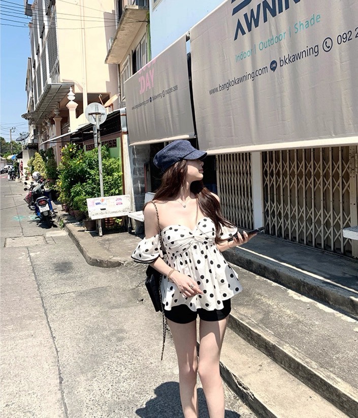 ชุดเซทแฟชั่น เสื้อลายจุดสวยแซ่บสไตล์ลูกคุณ สามารถปรับใส่ได้