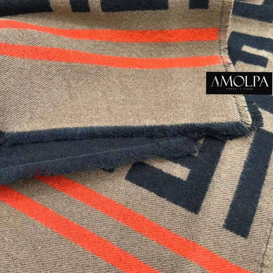 มาต่อที่ ACCESSORIES ผ้าพันคอ FENDI ผ้าหนานุ่มแน่นๆ เนื้องานละเอียด เกรดพรีเมียม ค่า ห้ามพลาดเลยน๊า