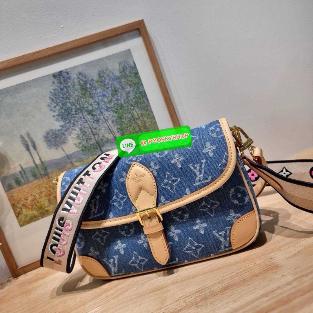 LV diane monogram denim bag 🔆 Details กระเป๋ามัลติฟังก์ชั่นสุดคุ้มจากเคาน์เตอร์ dutyfree ดีไซน์ใหม่ ออกมาได้น่ารักน่าใช้มากๆ สียีนส์สวยมีเสน่ห์