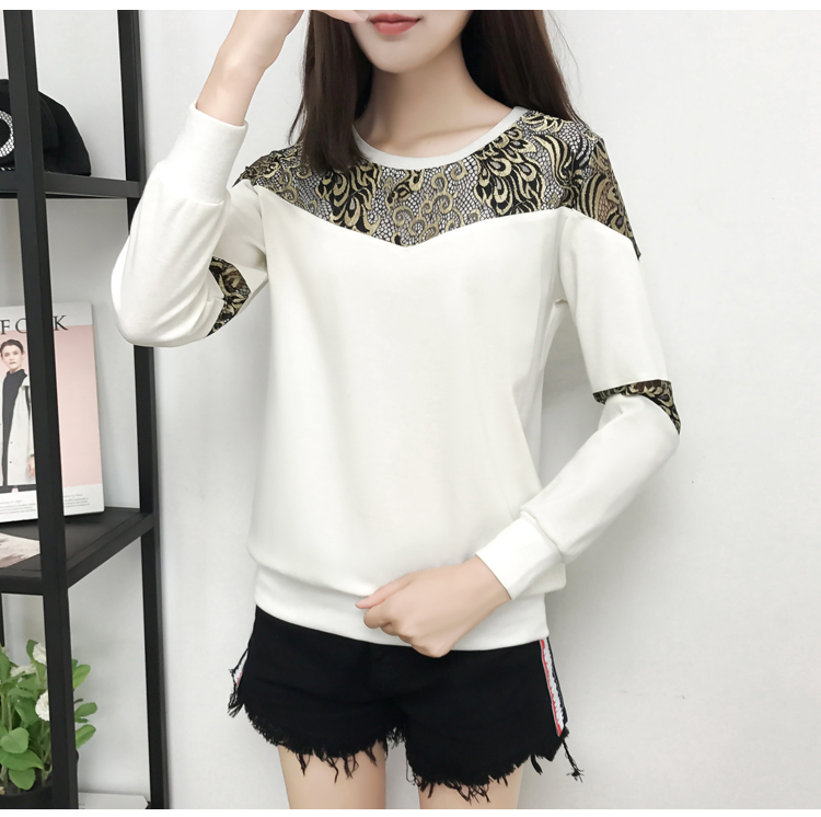 เสื้อแฟชั่นแขนยาว ต่อช่วงอกและแขน ลายลูกไม้ สีขาว
