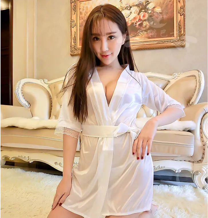 ชุดคลุมเซ็กซี่ ชุดคลุมนอน คลุมอาบน้ำ แต่งลูกไม้ปลายแขน +สายผูกเอว +G-string เข้าชุด