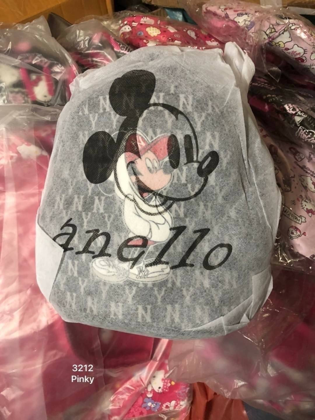พร้อมส่ง 3212 เป้น่ารัก 3212 งานนำเข้าสุดฮิต เป้ NY MICKEY น่ารักสุดๆ ขนาดกำลังน่ารัก ผลิตจาก pu เกรดพรีเมี่ยม ออกแบบสุดเก๋ งานป้าย ชนช็อป มีถุงผ้ามิกกี้